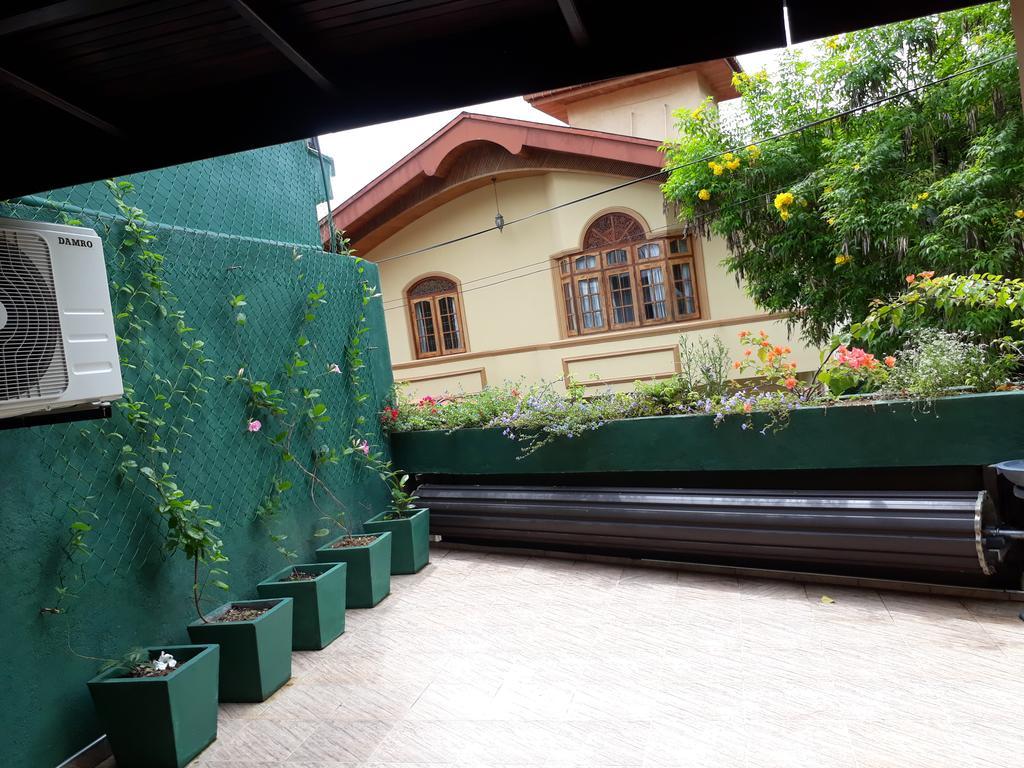 Grand Resort Канди Екстериор снимка