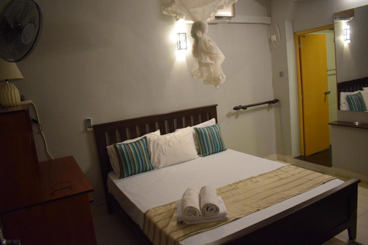 Grand Resort Канди Екстериор снимка