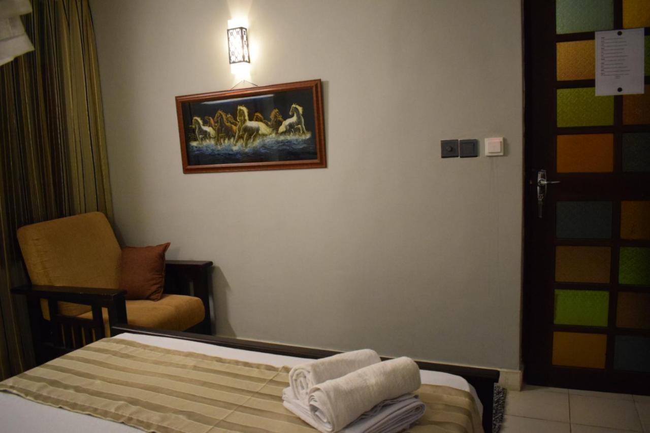 Grand Resort Канди Екстериор снимка